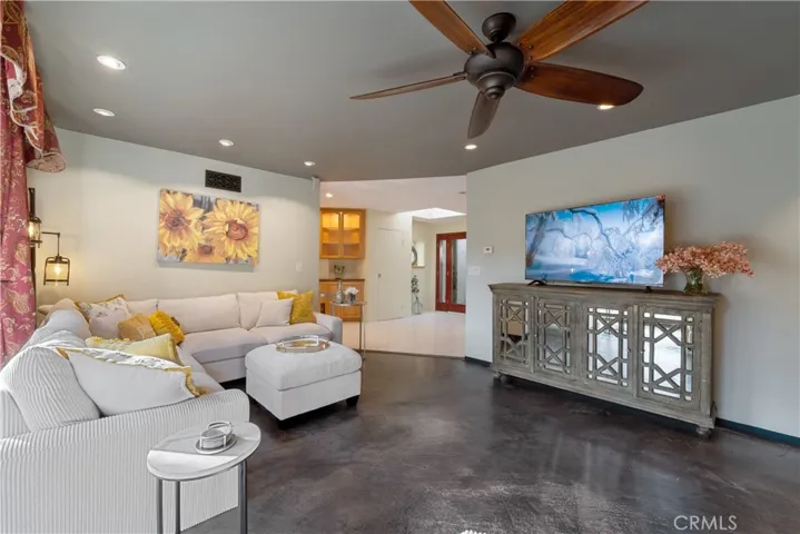 1613 Emeric Avenue, Simi Valley, California 93065