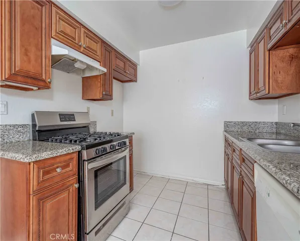 222 20th Street 2, Huntington Beach, California 92648