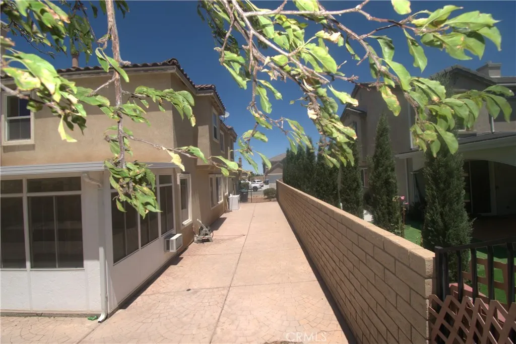 4832 Summerbreeze Court, Palmdale, California 93552 home-pic-8