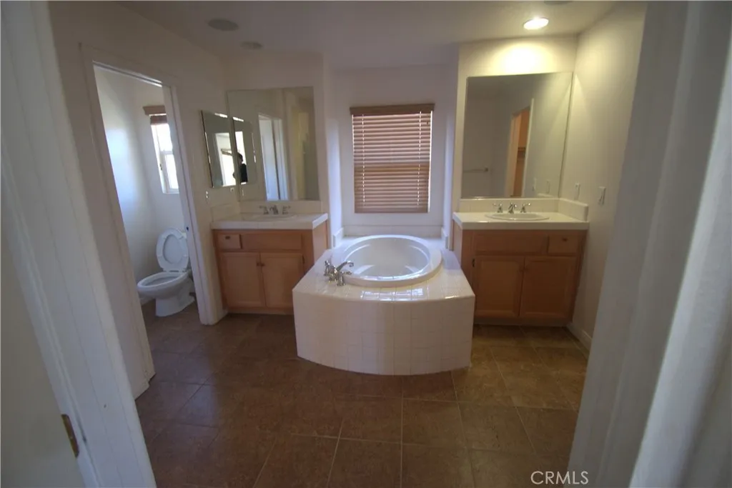 4832 Summerbreeze Court, Palmdale, California 93552 home-pic-19