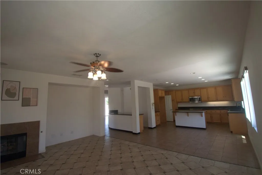 4832 Summerbreeze Court, Palmdale, California 93552 home-pic-13