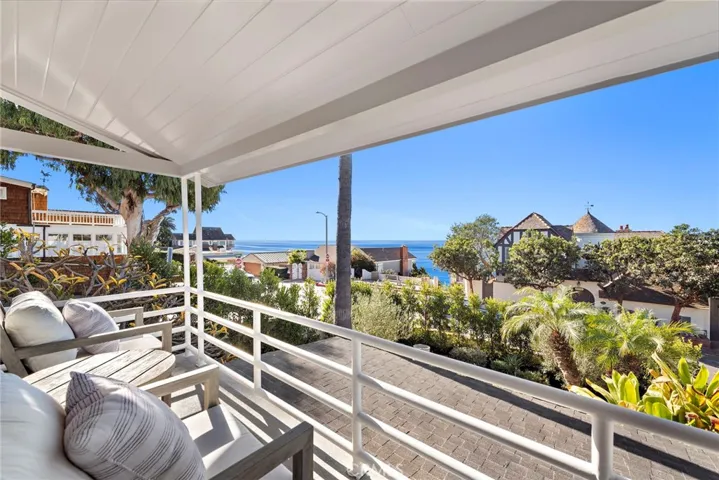 1990 Ocean Way, Laguna Beach, California 92651