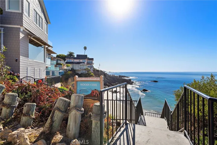 1990 Ocean Way, Laguna Beach, California 92651
