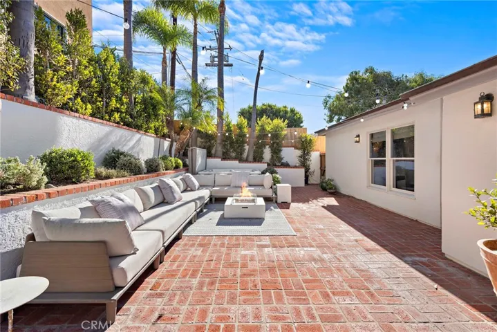 1990 Ocean Way, Laguna Beach, California 92651