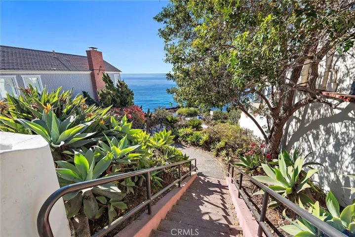 1990 Ocean Way, Laguna Beach, California 92651