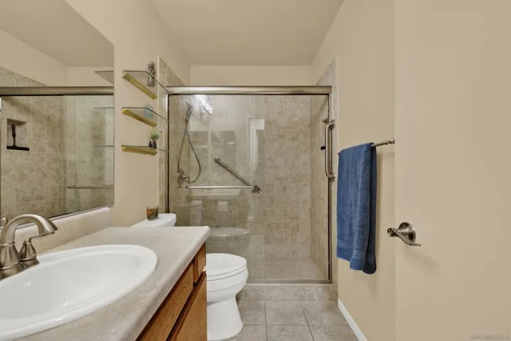 7222 Canyon Hill Way, San Diego, California 92126