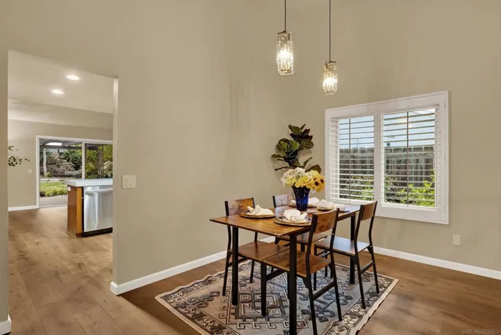 7222 Canyon Hill Way, San Diego, California 92126