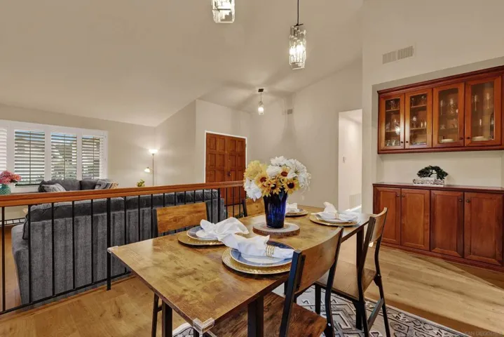 7222 Canyon Hill Way, San Diego, California 92126