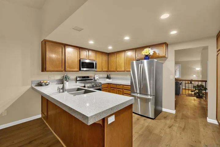 7222 Canyon Hill Way, San Diego, California 92126