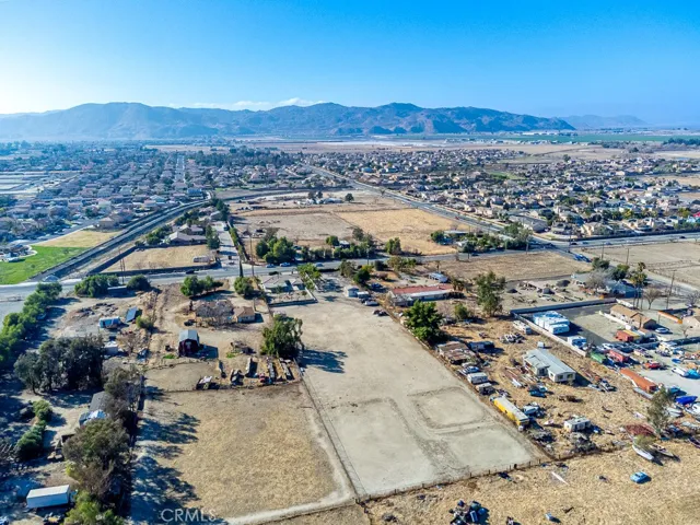 181 S Lyon Avenue, San Jacinto, California 92582