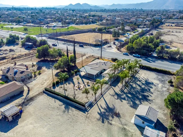 181 S Lyon Avenue, San Jacinto, California 92582