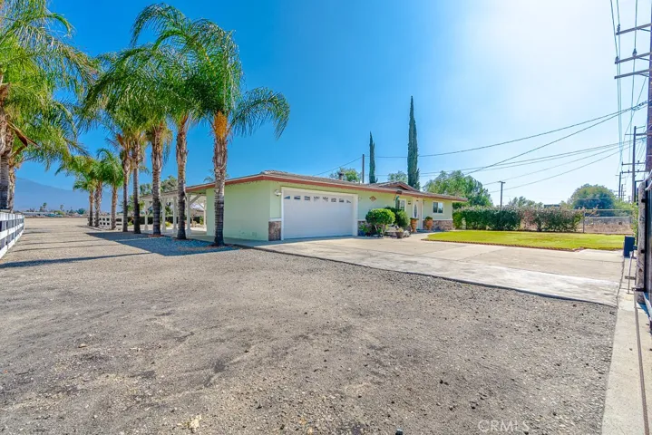 181 S Lyon Avenue, San Jacinto, California 92582