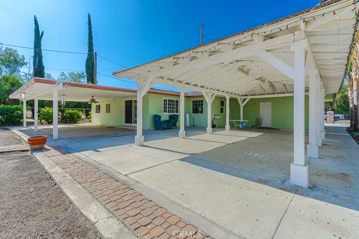 181 S Lyon Avenue, San Jacinto, California 92582