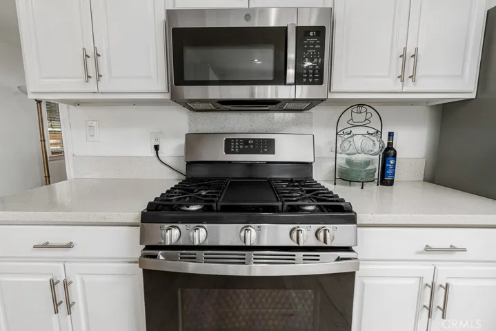 181 S Lyon Avenue, San Jacinto, California 92582