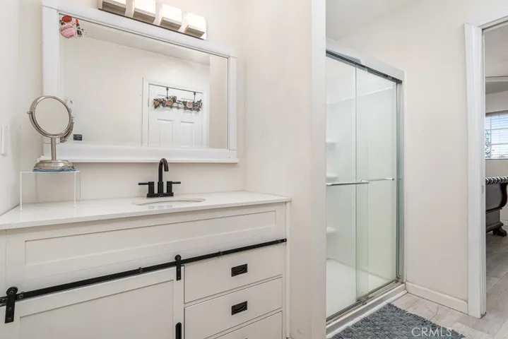 181 S Lyon Avenue, San Jacinto, California 92582