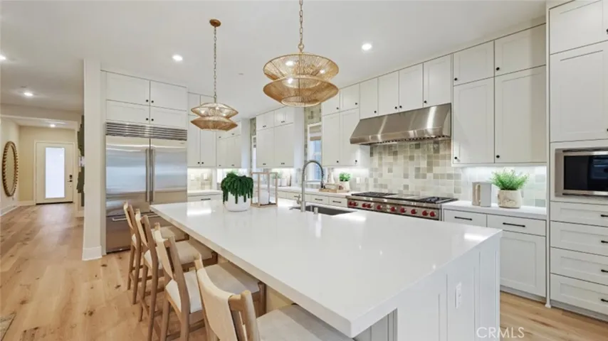 Photos shown are of model only- not actual homesite.