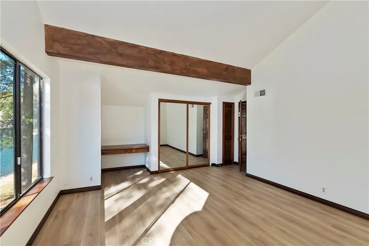 27721 Peninsula Dr. #214, Lake Arrowhead, California 92352