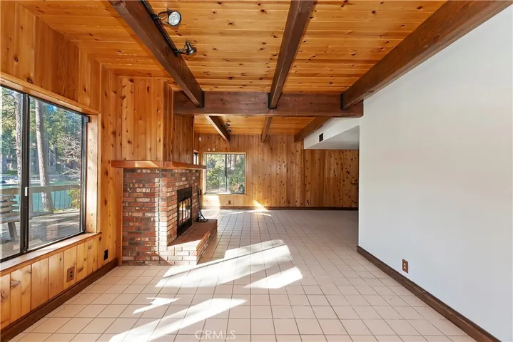 27721 Peninsula Dr. #214, Lake Arrowhead, California 92352