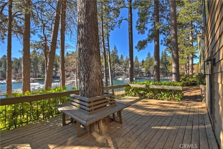 27721 Peninsula Dr. #214, Lake Arrowhead, California 92352