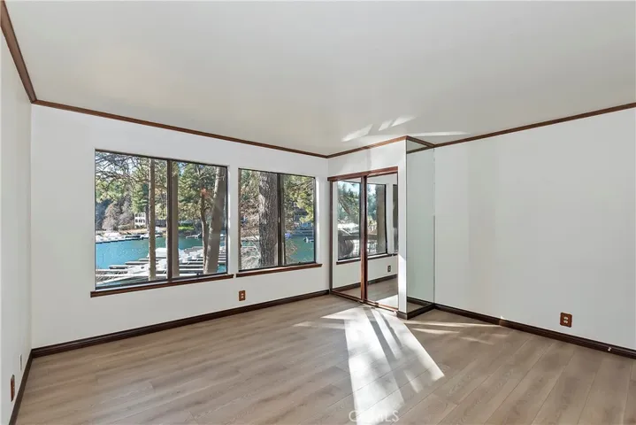 27721 Peninsula Dr. #214, Lake Arrowhead, California 92352