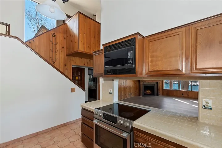 27721 Peninsula Dr. #214, Lake Arrowhead, California 92352