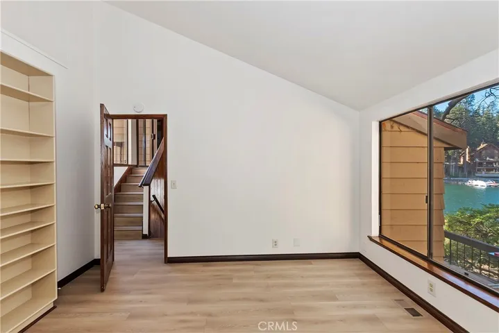 27721 Peninsula Dr. #214, Lake Arrowhead, California 92352