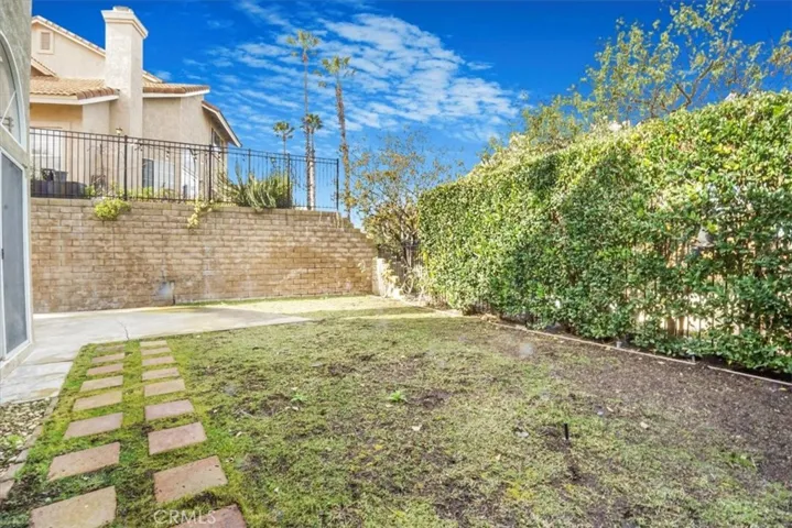 6011 E Queens Drive, Anaheim Hills, California 92807