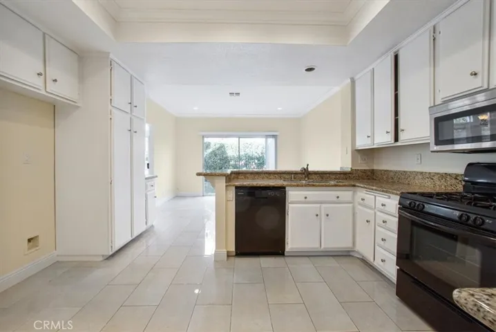 6011 E Queens Drive, Anaheim Hills, California 92807