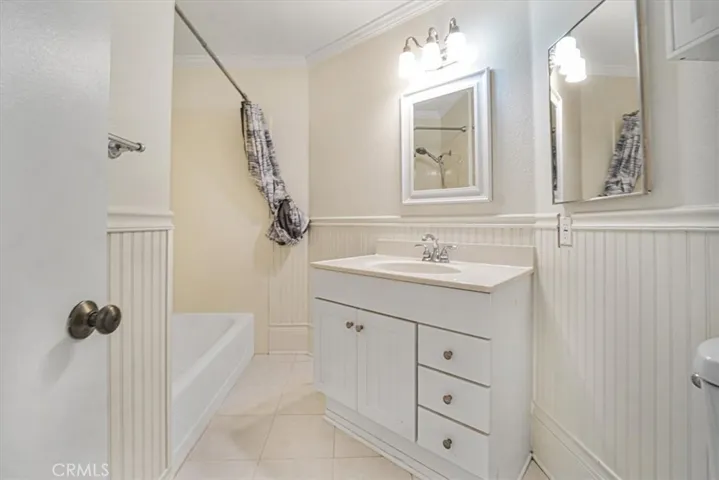 6011 E Queens Drive, Anaheim Hills, California 92807