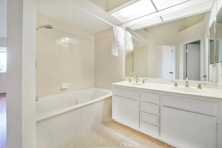 6011 E Queens Drive, Anaheim Hills, California 92807