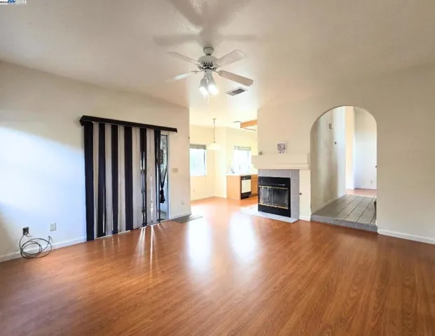 2 San Rogue Court, Sacramento, California 95823