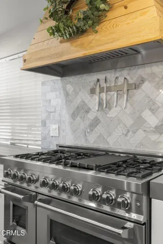 Gas Range and Details