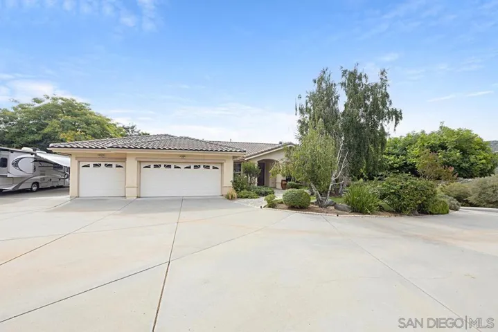2873 Willow Oak, Ramona, California 92065