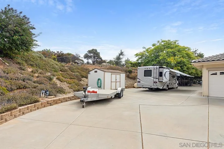 2873 Willow Oak, Ramona, California 92065