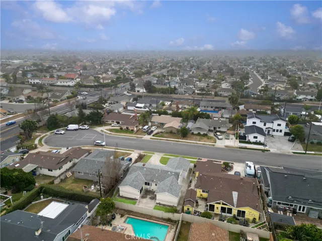 8431 Gilford Circle, Huntington Beach, California 92646
