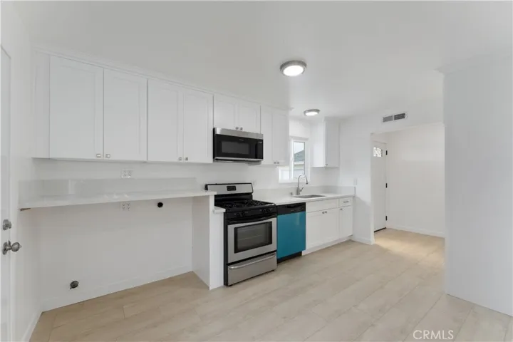 8431 Gilford Circle, Huntington Beach, California 92646