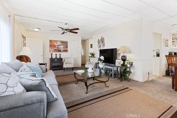 1895 W Devonshire Avenue 106, Hemet, California 92545