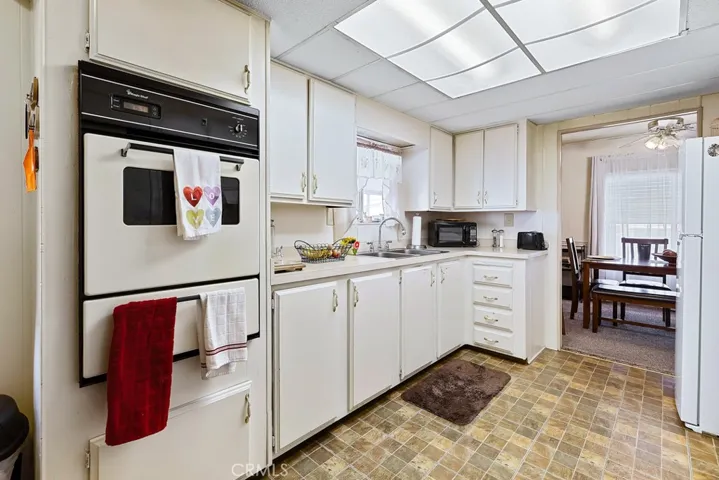 1895 W Devonshire Avenue 106, Hemet, California 92545