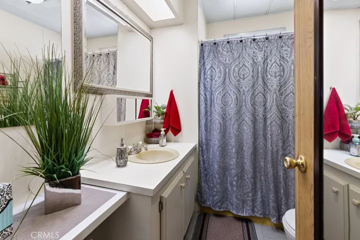 1895 W Devonshire Avenue 106, Hemet, California 92545