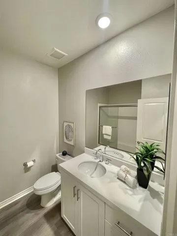 2731 Gaston Place, Fullerton, California 92835