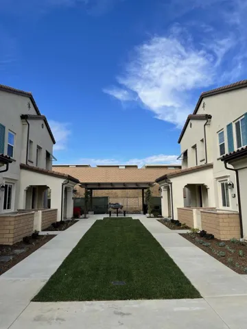 2731 Gaston Place, Fullerton, California 92835