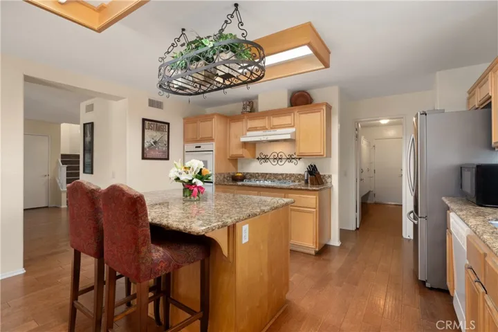 12653 Oakdale Street, Eastvale, California 92880