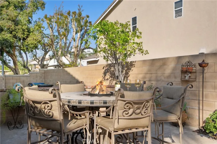 12653 Oakdale Street, Eastvale, California 92880