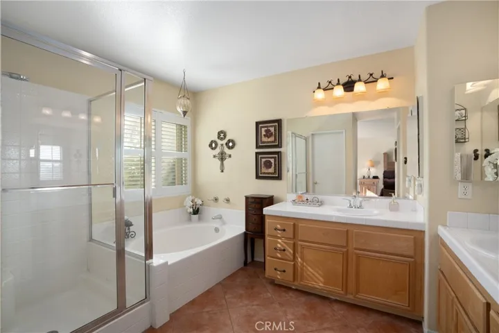 12653 Oakdale Street, Eastvale, California 92880