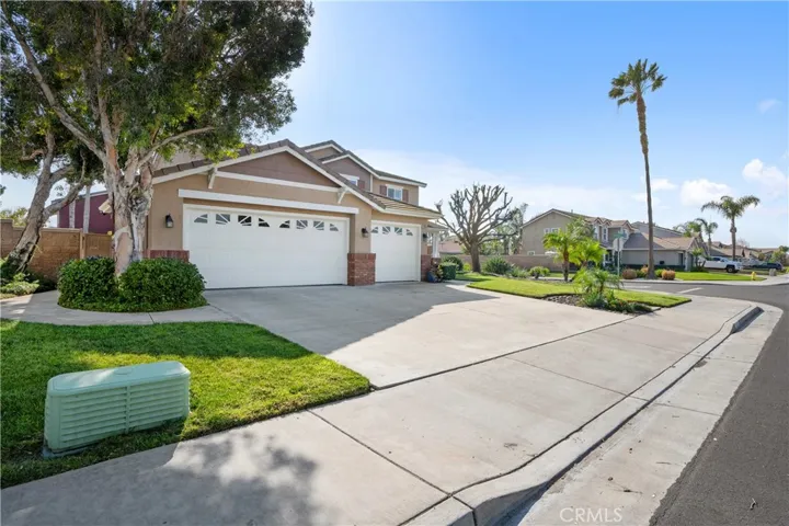 12653 Oakdale Street, Eastvale, California 92880