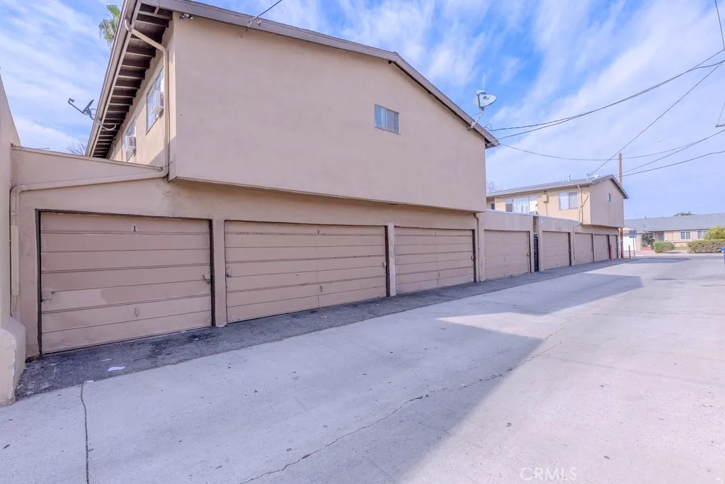 902 S Fann Street, Anaheim, California 92804 home-pic-28