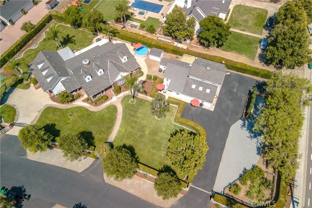 41548 Hutchison Court, Murrieta, California 92562 home-pic-0