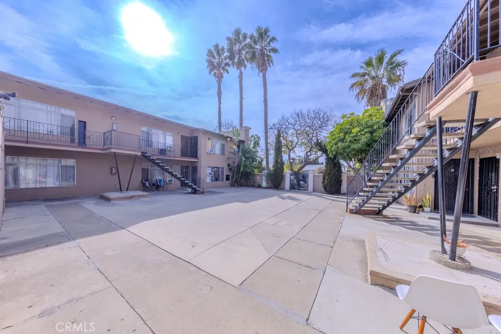 906 S Fann Street, Anaheim, California 92804 home-pic-17