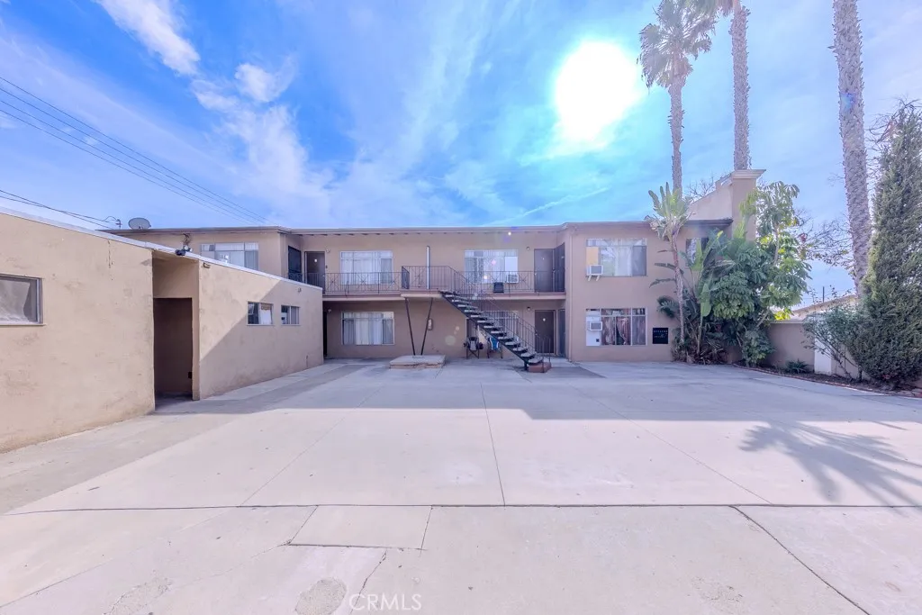 906 S Fann Street, Anaheim, California 92804 home-pic-16