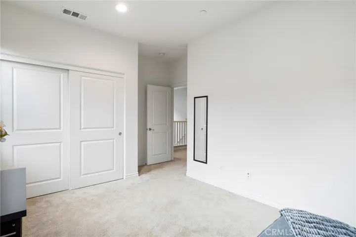 228 W Ridgewood Street, Long Beach, California 90805